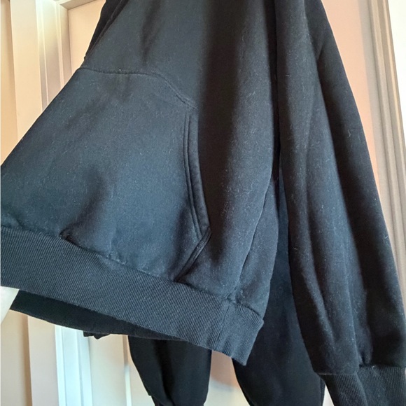 SET Black Comfrt Embroidered Black Unisex Hoodie & Sweats Like New 2 pc - Picture 8 of 11